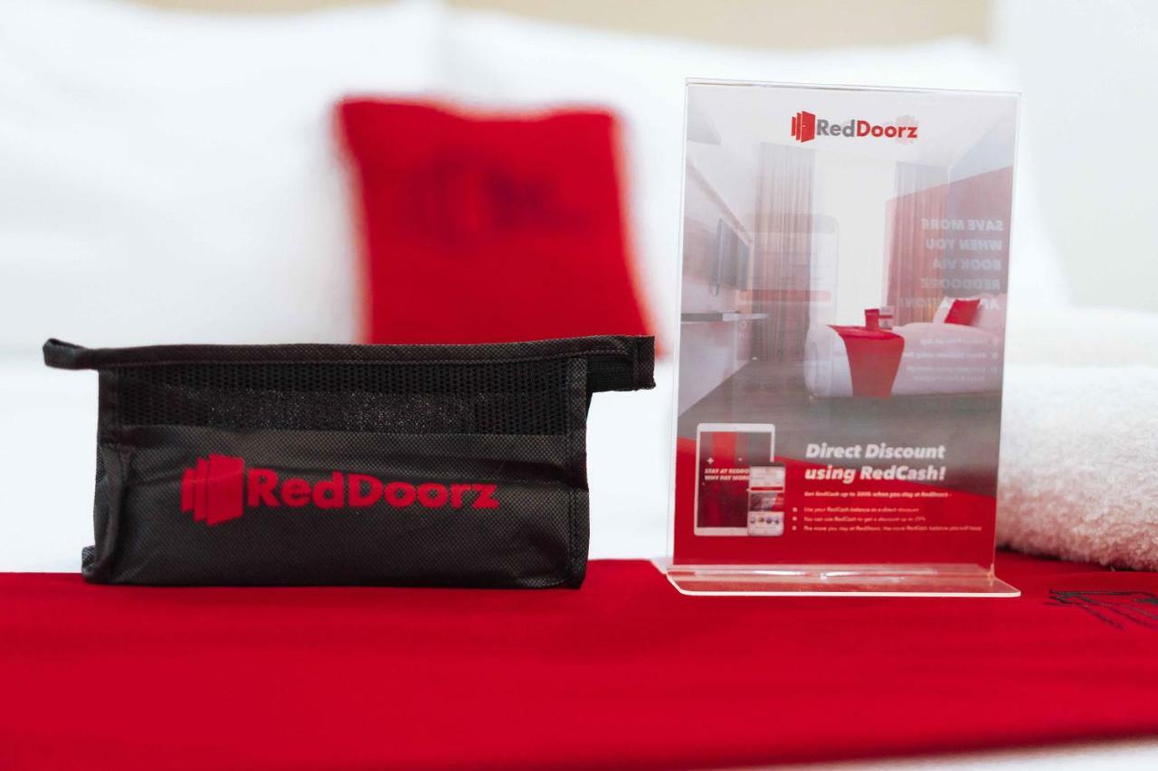 Reddoorz Plus Near Sm Lanang Davao Exterior foto